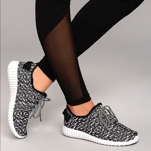 Lulu’s “Creative Kick Black & White Knit Sneakers”